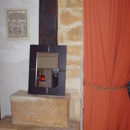 Apartment Bed & Breakfast Charenton